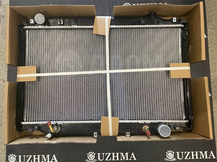 Радиатор охлаждения двигателя FZJ80 4.5 90-98 75170 无 - фото 7701